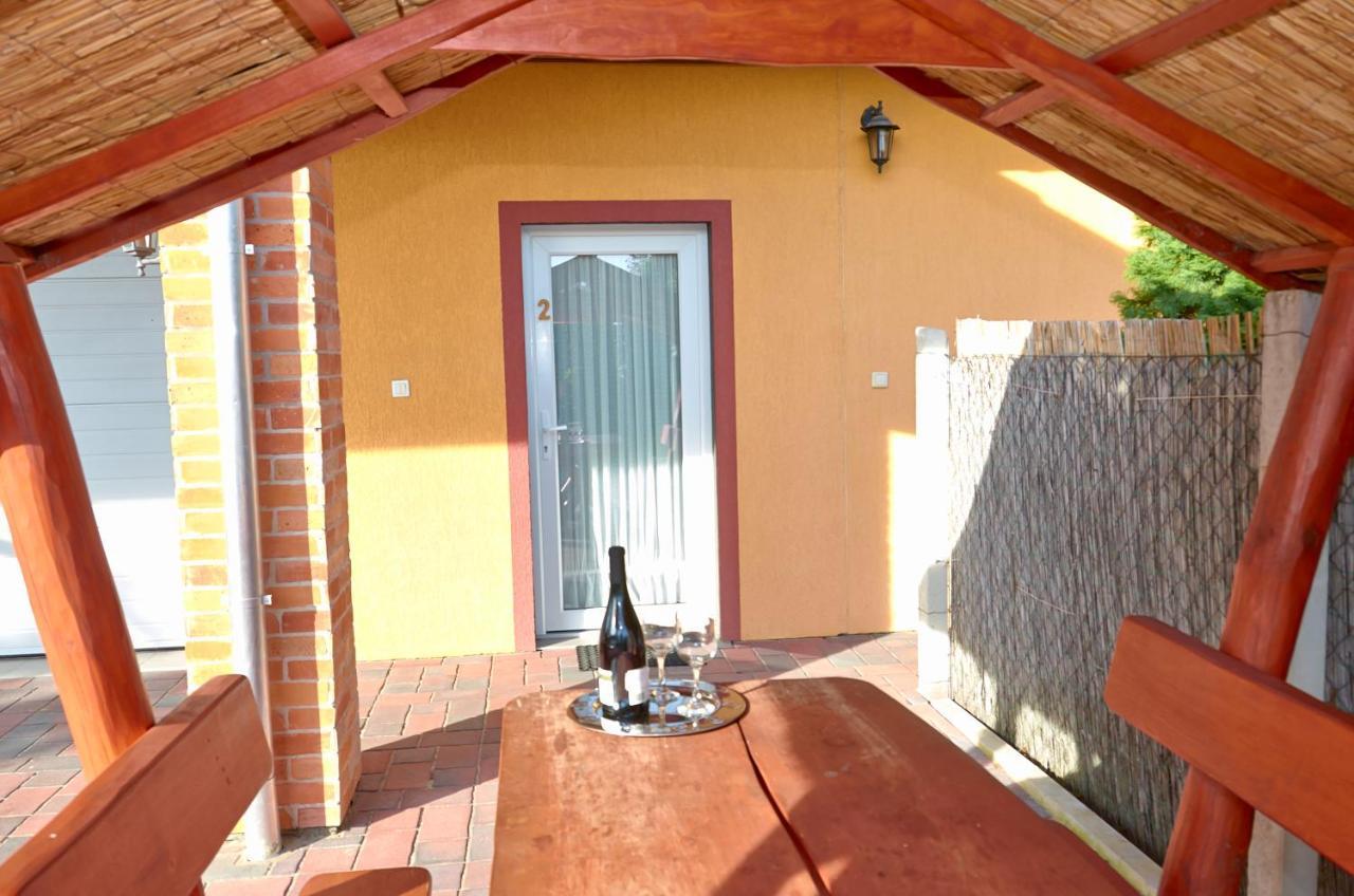 Homokhati Apartman Mórahalom Exterior foto