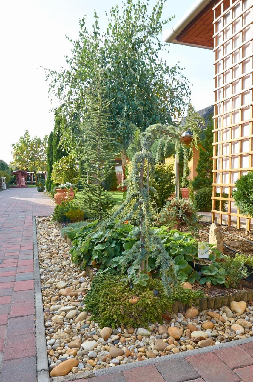 Homokhati Apartman Mórahalom Exterior foto