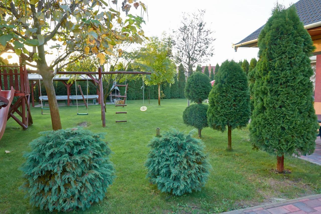 Homokhati Apartman Mórahalom Exterior foto